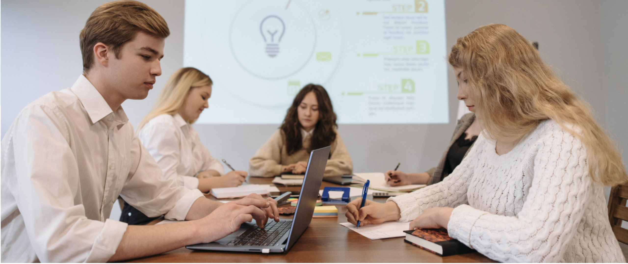 Всероссийская студенческая Олимпиада по финансовой грамотности экономического факультате МГУ им. М.В. Ломоносов