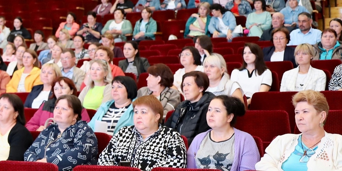 В Бураевском районе прошли просветительские встречи по финансовой грамотности