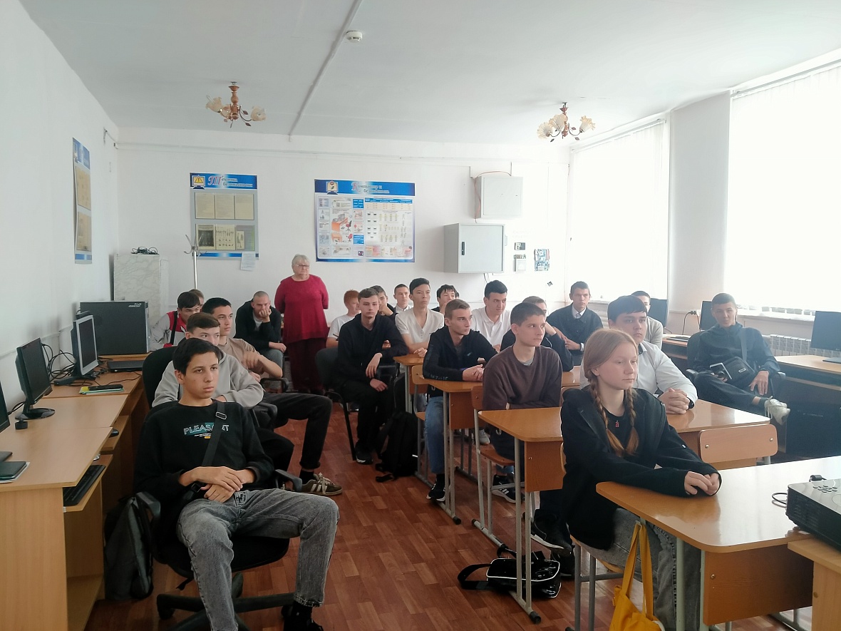 19 тысяч школьников Башкортостана узнали, кто такие дропперы и как не стать участником преступной схемы