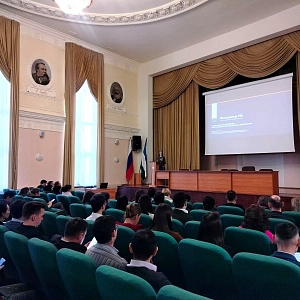 В республиканских министерствах состоялись лекции по финансовой грамотности 