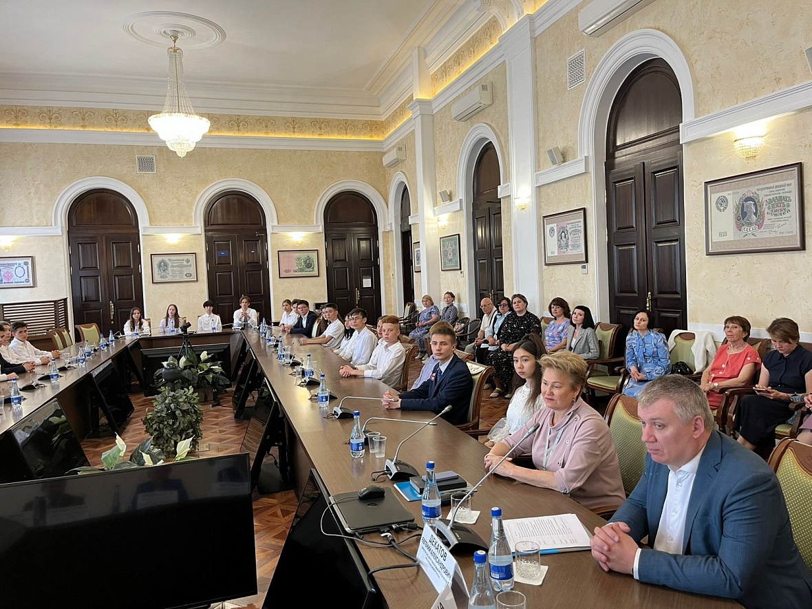 Башкортостан снова стал лидером по числу победителей во Всероссийской олимпиаде по финансовой грамотности 